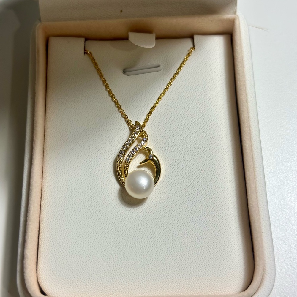 Elegant Gold Pearl Necklace - Cherish Pearls - UNUSED